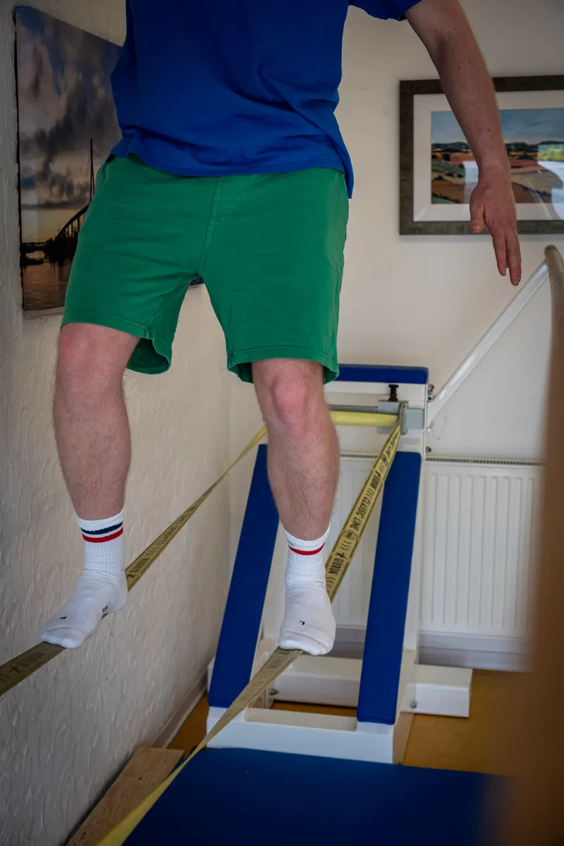 Aktive Gleichgewichtsübung auf der Slackline