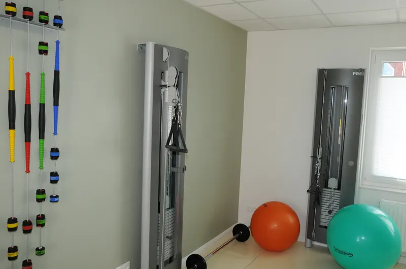 Trainingsbereich mit Seilzuggeräten in Drochtersen