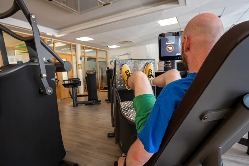 Beinpresse im Trainingsbereich in Mulsum